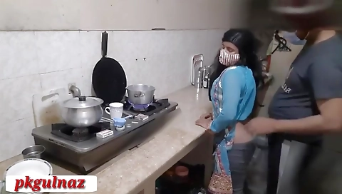 Pkgulnaz - Stepbrother Fucks Desi Indian Stepsister In The Kitchen, Bhai Ne Bahan Ko Kitchen Me Choda, Hindi