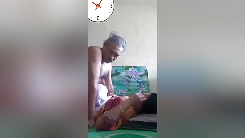 Today Exclusive -desi Mature Aunty Fingering And Fucking 1