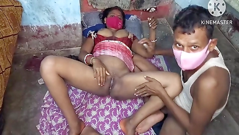 Cute Desi Indian Beautiful Stepsister Gets Fucked With Huge Dick