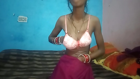 Desi Tina Ne Aaj First Baar Apne Chote Devar Ji Ko Sex Karna Sikhaya
