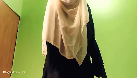 Hindi Sex - Cheating On My Girlfriend With Her Big Titty Stepsister