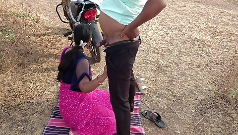 Cute Kavita Bhabhi Fuck With Boyfriend Tatya Cheating On Husband In Jungle