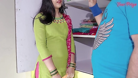 Hindi Sex And Verified Amateurs In Maid Virgin Ass And Tight Pussy Fucked In The Cupboards With Hindi Audio