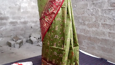 Hindi Sex In Little Stepsister Fabulous Land Agile With Cheating Big Stepsister