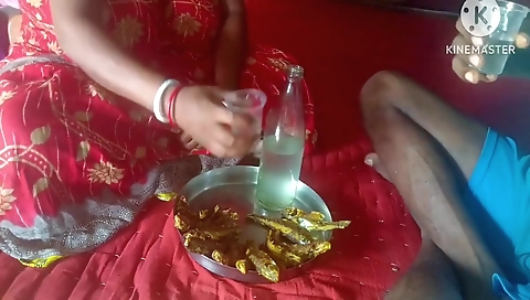 Pados Ki Bhabhi Ka Daru Pilakar Gand Mari