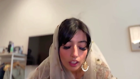 Aaliyah Yasin And Jesus Reyes - Bhabi Cheats On Her Husband During Eid With Bbc