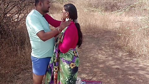Desi Indian Marathi Kavita Vahini Cheating On Husband In Saree In Jungle