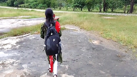 Village Outdoor And Village Bhabhi In College Girl Came To Roam With Your Boyfriend - Told The Family To Go To College - Outdoor Forest Sex Full Night