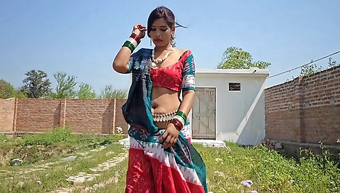 My Rajasthani Stepmom Showing Nipple And We Had A Gerat Sex - Hindi Sex