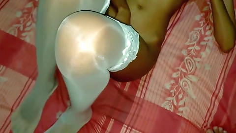 Skinny teen 18+ Showing Her Ass And Rubbing Her Pussy And Ass Homemade අයේෂගෙ චූටිම චූටි පුක With Sri Lankan