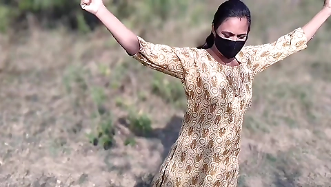 Gf Ko Jungle Me Pura Nude Karke Chudai, Beautiful Gf Fucked By Boyfriend, Outdoor Jungle Indian Hind