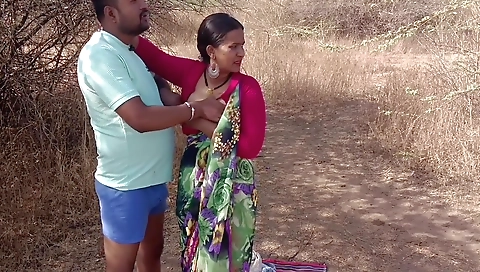 Desi Indian Marathi Kavita Vahini Cheating On Husband In Saree In Jungle