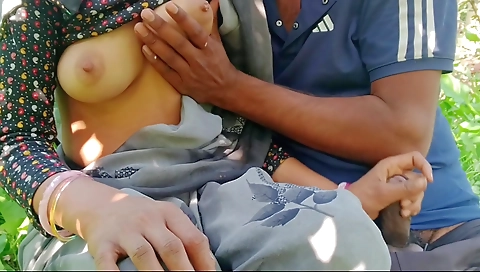 Devar Bhabhi And Village Outdoor - Outdoor Fuck Village Girl Bahar Gai Bhabhi Ko Devar Ne Choda
