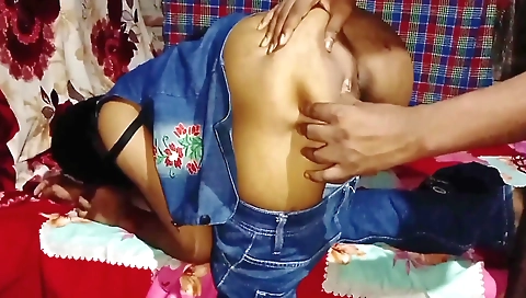 18 Year Old College Girl First Time Sex Video With Boyfriend