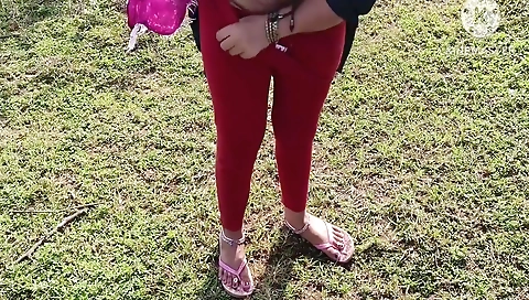 Outdoor Sex With Desi Indian Girl Meko Dar Lag Rhaa Hai Jaldi Chalo Yaha Se