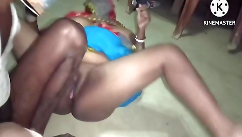 Desi Hot Bhabhi Ki Chudai Ki Night Mein