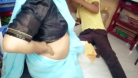 Bengali Desi Housewife Fuckd With Her Servant At Kitchen Room.clear Audio