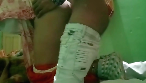 Devar Bhabhi In Masturbate Kar Ke Bhabhi Ne Devar Ka Pani Nikala