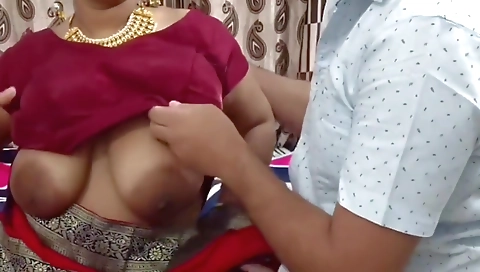 Desi Indian Threesome Porn Video - Real Desi Sex Videos Of Nokar Malkin And Step Mom Group Sex