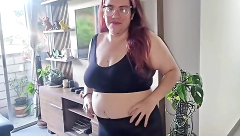 Game In Leggings And Stockings