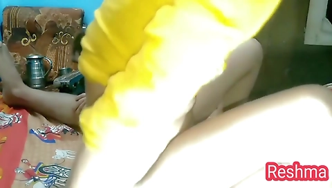 Stepsister Was Very Eager To Fuck So She Got Her Stepbrother Fuck Her Pussy. Indian Sexy Girl Reshma Stepsister W