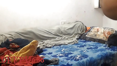 Pati Ke Dost Se Chudwai, Pati Ke Sone Par Sex With Husbands Friend With Indian Lady