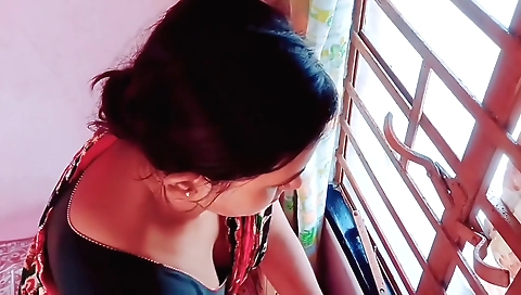 My Bengali Stepmom Sucking My Dick