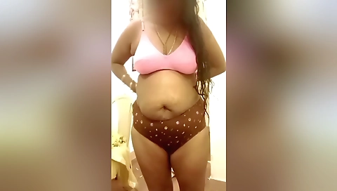 Tamil Village Big Boobs Desi Indian Stepmother In Law Wearing Saree And Seduced Stepson In Law