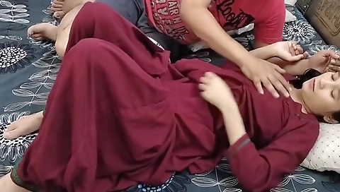 Stepsister Ko Nanga Kar Ke Jabar Dasti Pela