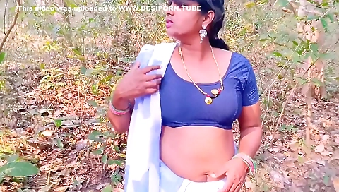 Stepmom And Stepson Fucking Fucking In Jungle .telugu Dirty Talks