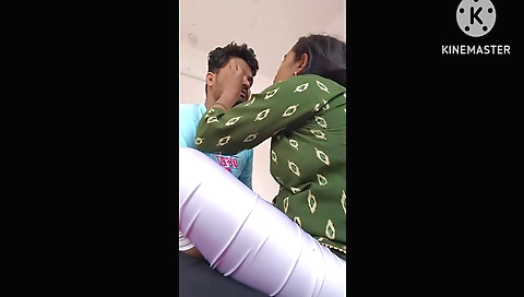 Devar Bhabhi - Sadi Vali Bhabhi Xxx - Bhabhi Apne Devar Ka Sar Ki Masaj Kar Rahe Hain Uske Bad Ko Ek Nai Sadi Dilata Hai Bhabhi Aaj Khush He