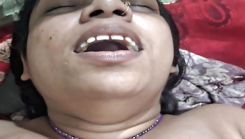 Hot Desi Indian Couple First Golden Night Sex