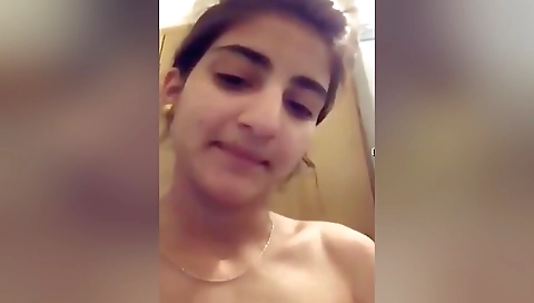 Today Exclusive- Cute Look Desi Girl Showing Her Boobs And Pussy