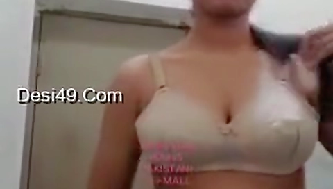 Today Exclusive- Cute Paki Chick Shows Her Boobs