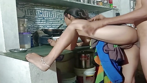 Hot Indian Desi Bhabhi Fucked Hard By Her Devar In Kitchen With Hindi Dirty Audio