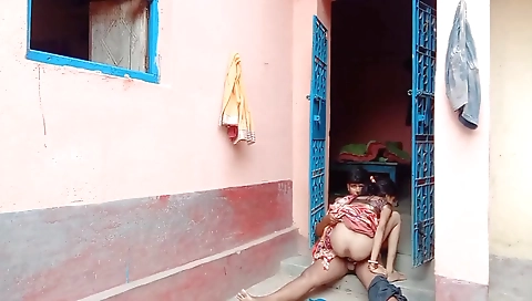 First Neaghbour Wife Outdoor Sex Clear Hindi Audio