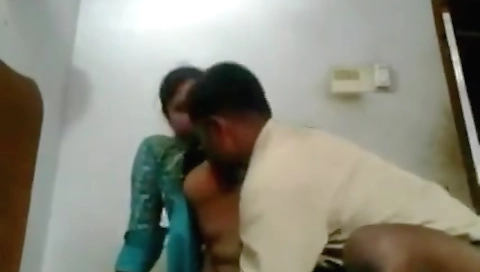 Indian Sex Video Of Cheating Mature Wife With Husband’s Friend