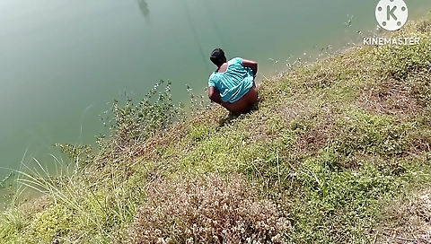 Pados Ki Bhabhi Bathroom Gaya Tha Ghar Mein Bulakar Chudai Ki