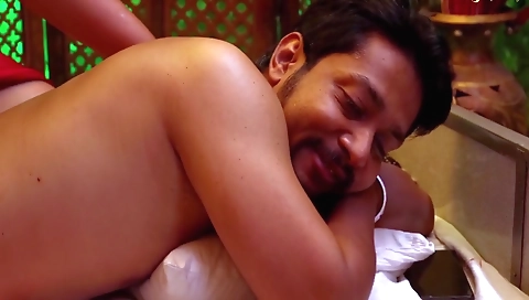 Makan Malik Ne Sexy Spa Girl Ke Sath Hard Massage Or Sex Kiya