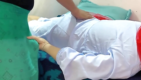 Boss Ki Bahan Ko Nokar Ne Masal Masal Kr Choda With Hindi Audio Sex Slimgirl Desifilmy45