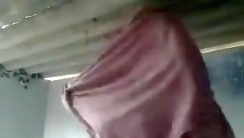 Today Exclusive- Desi Bhabhi Shows Her Boobs And Pussy