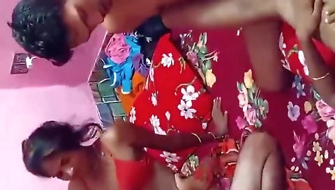 Today Exclusive-desi Foursome Cpl Nude Dance And Fucking 8