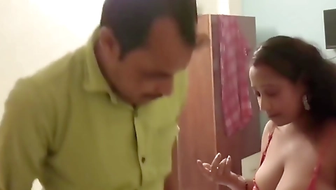 Ac Repair Karne Aaya Tha Bhabhi Ko Pel Diya