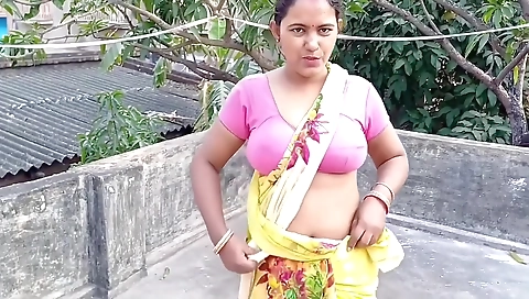 Jija Ne Apni Sali Ko Jangal Me Le Jaa Kar Choda