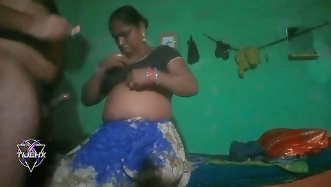 Big Ass Neighborhood Aunty Fucked & Pussy Licked