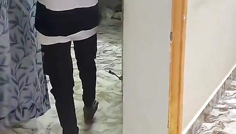 Doctor Fucks The Wife Of Innocent Husband