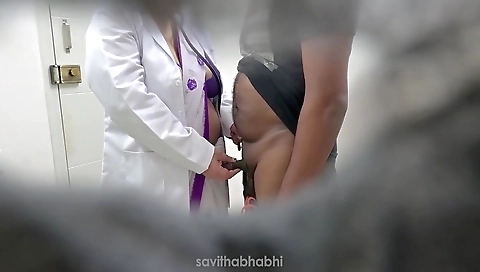 Des Ires In Lucky Patient Got A Beautiful Doctor To Satisfy His Sexual In A Clinic