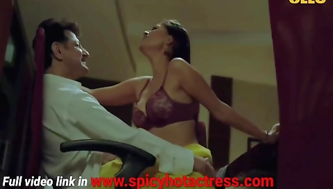 Indian Women - Indian Woman Fucks With Her Office Boss