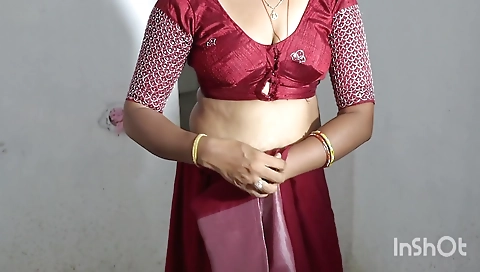 Stepmom Exchanging Saree And Relaxing