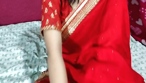 Stepmother Ki Laal Saree Stepson Ne Utar Di